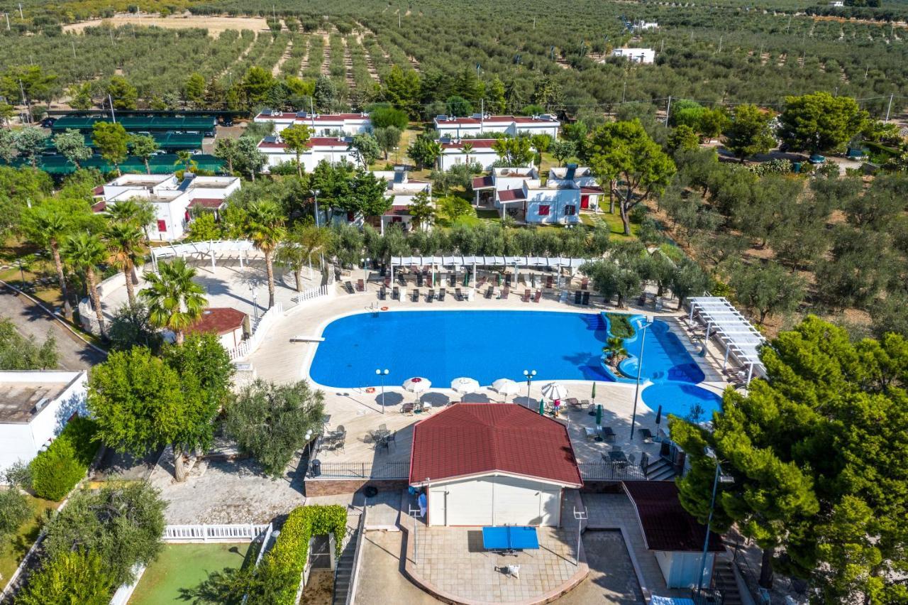 Villaggio Baia Del Monaco Manfredonia Exterior photo