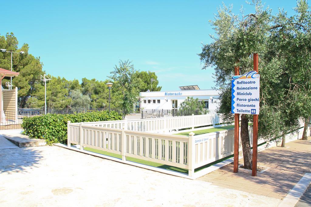 Villaggio Baia Del Monaco Manfredonia Exterior photo