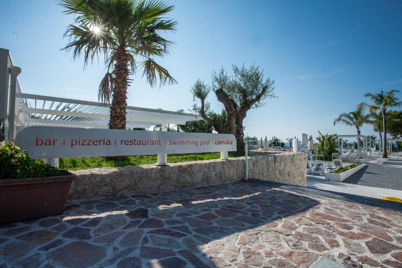 Villaggio Baia Del Monaco Manfredonia Exterior photo